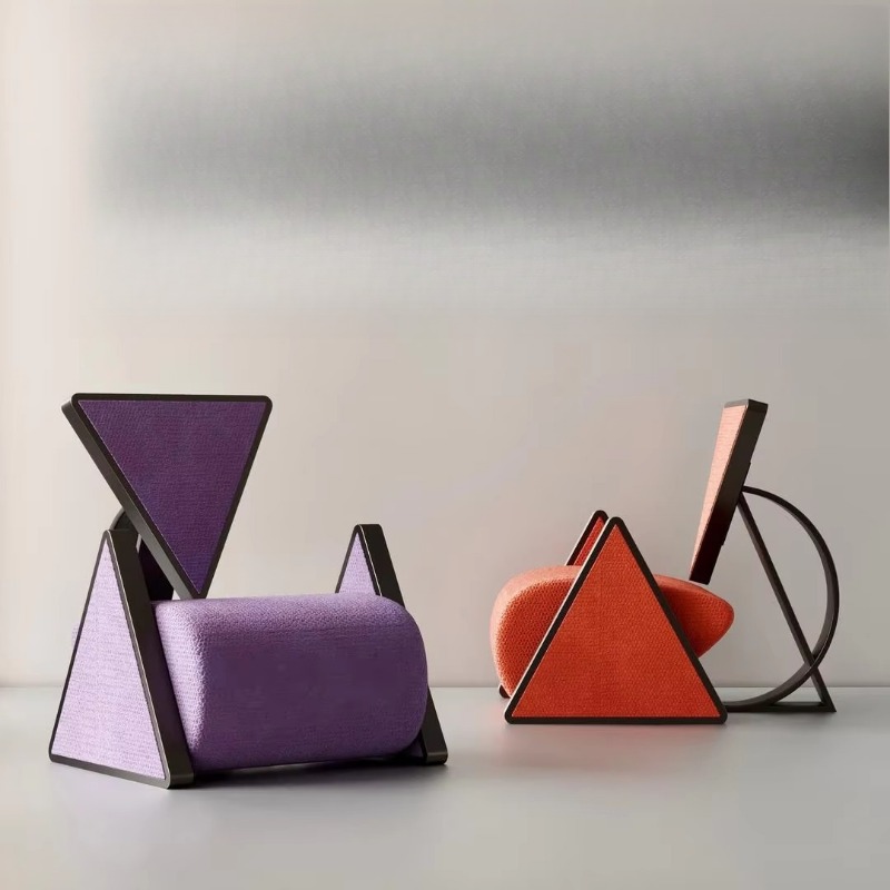 Modern metal triangular lounge - Used Furniture Hardware recension och pris