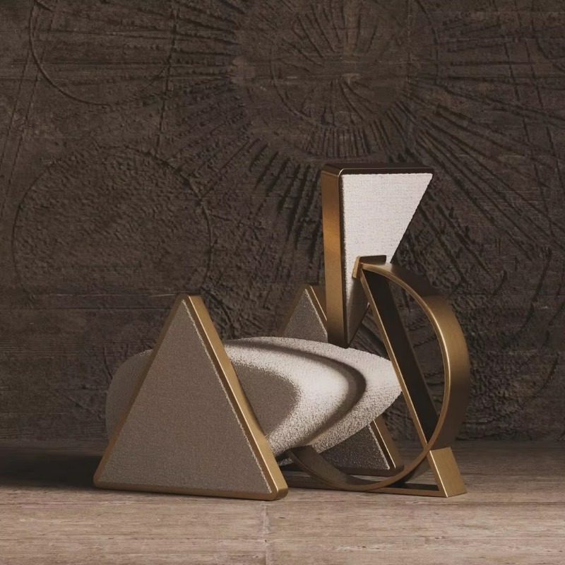 Modern metal triangular lounge - Used Furniture Hardware recension och pris